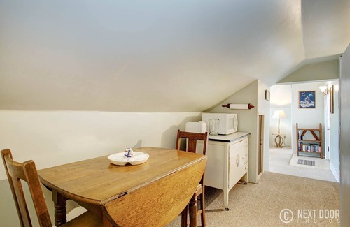 Ludington House | The Dock House - Upper unit next to the City Marina