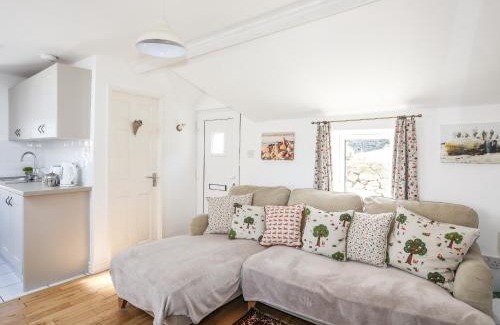 Harlech House | The Doll's House
