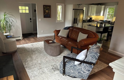 Waterford House | The Dollhouse is conveniently located. Mystic, Beaches, parks, casinos, shopping