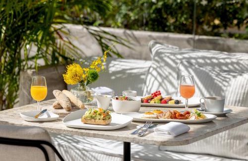 Plaka Hotel | The Dolli at Acropolis, A Hotel to Live