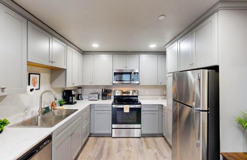 Florence Apartment | The Dolphin Suite