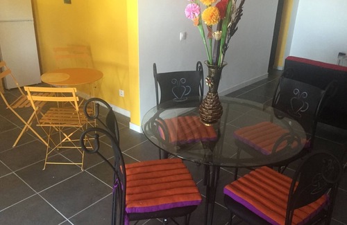 Sainte-Marie Apartment | the domain of titine - Jonquille