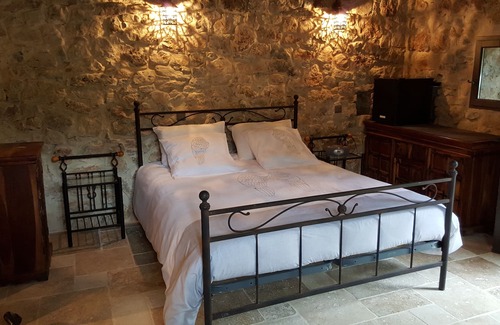 Fayence Other | The Donjon des Combes and its upscale Spa