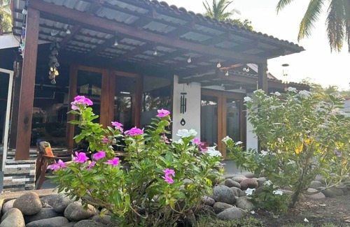 Cerro Plano House | The door to the sea