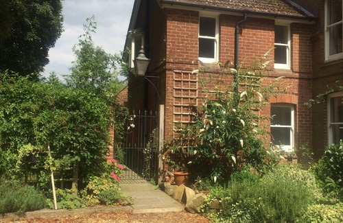 Twyford Cottage | The Down House Cottage less than 3 miles from the heart of historic Winchester.