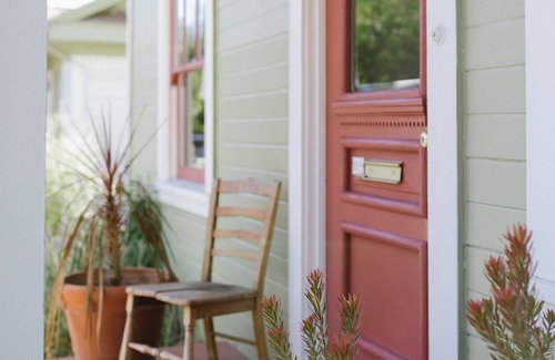 Downtown House | The Down Town House - Charming Bungalow In San Luis Obispo - Private parking!