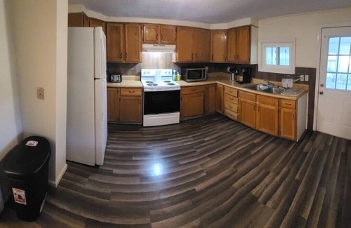 Tazewell House | The Dragon's Den - Upstairs Private Room 2