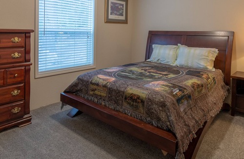 West Yellowstone House | The Dream Catcher is a beautiful mountain getaway.