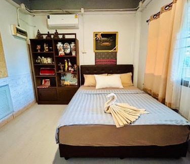 Na Thon Hostel | The Dreamcatcher Hostel Nathon SamuiSunset