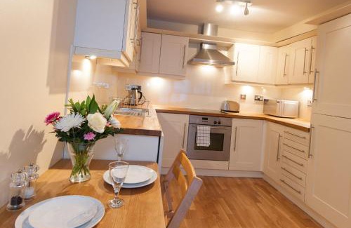 Old Town Apartment | The Drummond Street Residence