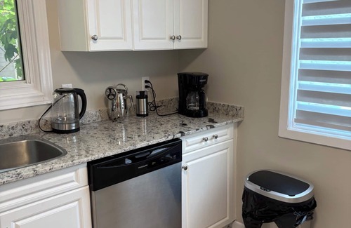 Downtown Apartment | The Duke at Montebello, downtown St Catharines