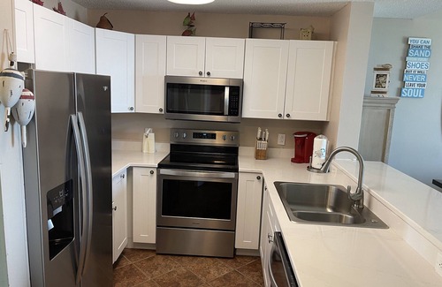 Fort Morgan Condo | The Dunes 508 - Beach View & Bay View-Indoor-Outdoor Pool