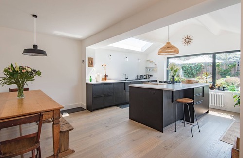 Camber House | The Dunes, Camber Sands by Bloom Stays - coastal house within metres of the sandy beach