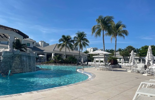 Vanderbilt Beach Condo | The Dunes - Coach House in Seagrove Area