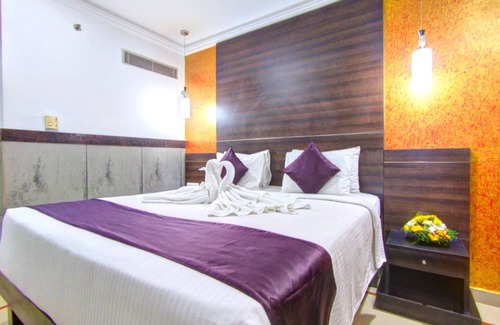 Kaloor Hotel | The Dunes Continental