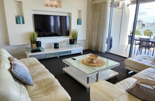 Maroochydore Apartment | The Dunes Cotton Tree