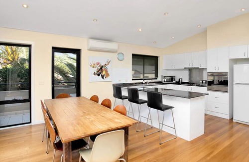 Avalon Beach Apartment | The Dunes - Penthouse