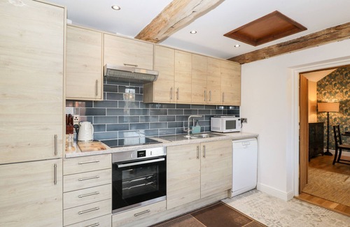 Dunbridge Cottage | The Dunnit@manor Farm