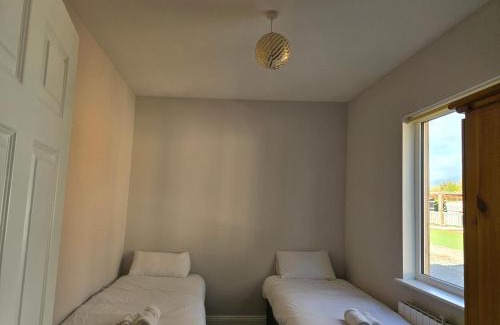 Mallow Hotel | The Dutch Tulip Hotel