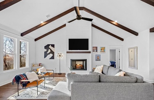 Bentonville House | The Dutchman