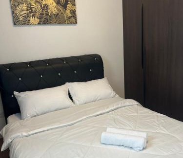 Taman Pertama Apartment | The E48-10 Stay