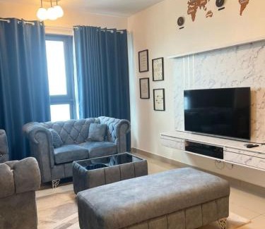 Taman Pertama Apartment | The E48-10 Stay