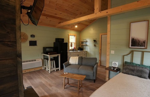 Carbon Hill Cabin | The Eagles Nest will have you feeling nestled in.