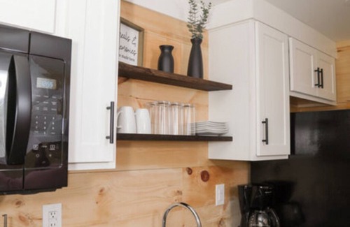 Milroy Cabin | The Eagles Nest - Hartman Center