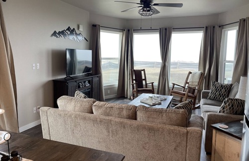 Kenai House | The Eagles Nest on The Cook Inlet