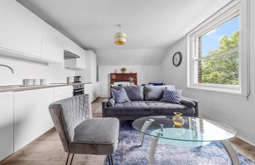 Dartmouth Park Apartment | The Earl - Hampstead Heath