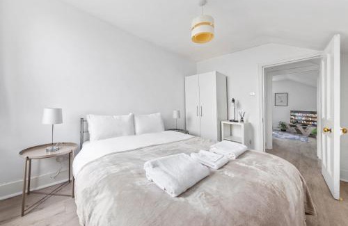 Dartmouth Park Apartment | The Earl - Hampstead Heath