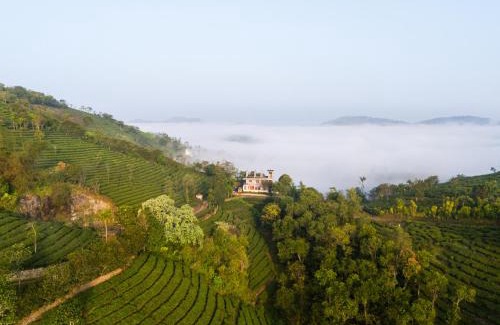 Elappara Apartment | The East Bethany Vagamon