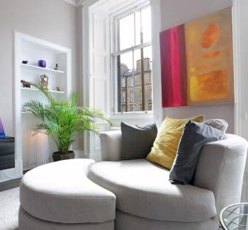 Bonnington Apartment | The East London Street Residence