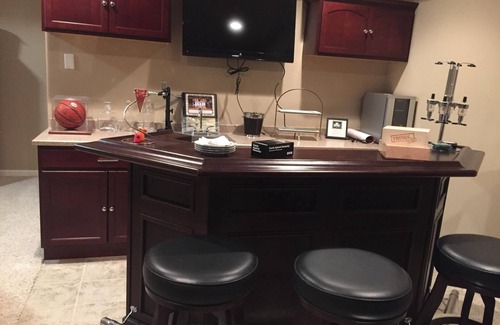 Indianapolis House | The Eclipse, NBA All Stars, Indy 500 Perfect Location! All Indy Attractions!