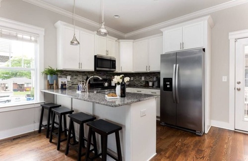 Edgehill House | The Edgehill House - Close to Belmont & Vanderbilt
