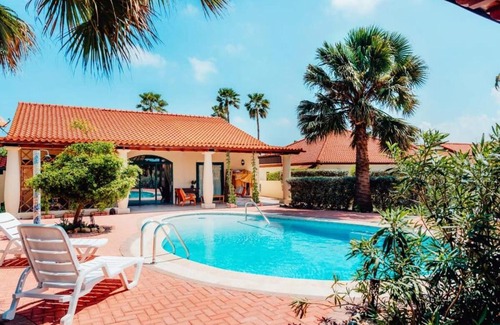 Noord House | The elegance of Tierra del Sol with private pool