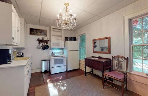 Saugatuck House | The Elizabeth House - Saugatuck