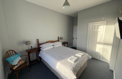 Filton House | The Elms Guest House Bristol