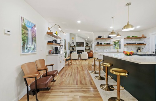 Downtown House | The Emerald Bungalow on Central Avenue