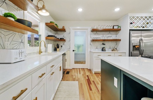 Downtown House | The Emerald Bungalow on Central Avenue