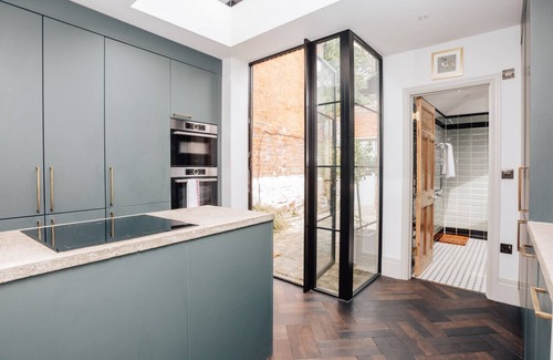 Henley-on-Thames House | The Emerald - Central Henley, 2 Bedroom House