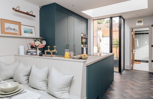 Henley-on-Thames House | The Emerald - Central Henley, 2 Bedroom House