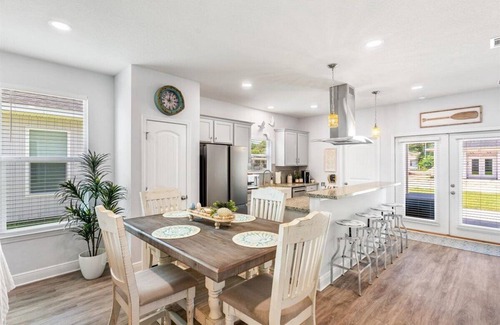 Ono Island Cottage | The Emerald Coast’s best-kept sea-cret! Lolli & Pop's Gulfside Getaway!