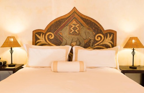 Ojai Hotel | The Emerald Iguana Inn