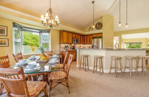 Princeville House | The Emerald Lotus ~ Heated Pool ~ Jacuzzi ~ Golf