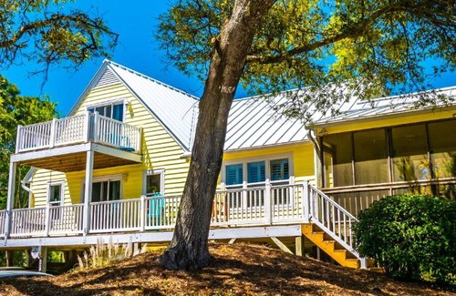 Emerald Isle House | The Emerald Owl House - Peaceful Emerald Isle Beach House w/Luxurious Heated Pool!
