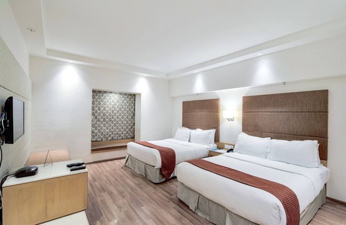 Nashik Hotel | The Emerald Park