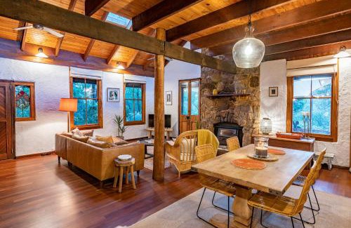 Margaret River House | The Enchanted Stone Cottage