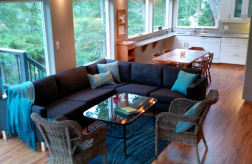 Halfmoon Bay Cottage | The Enchanted Woods Waterfront Cottage at Secret Cove