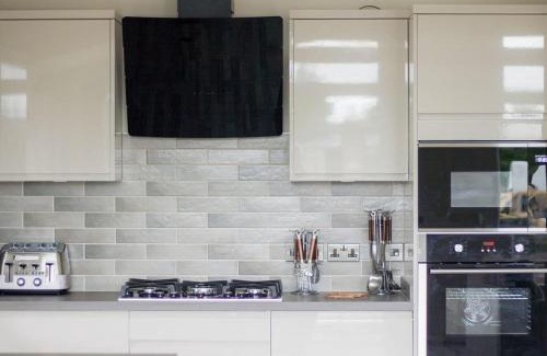 Carlton-in-Cleveland House | The Endeavour Lodge - Ukc4061